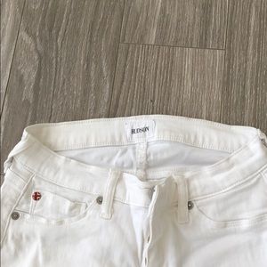 Hudson Jeans White with Frayed Bottom Sz 26